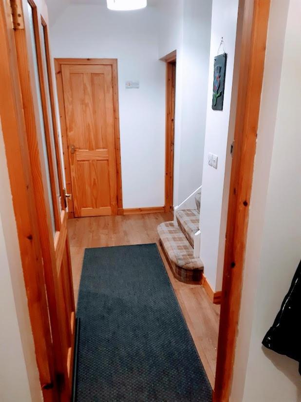 Cosy 3 Bedroom Home In Centre Of Бродік Екстер'єр фото